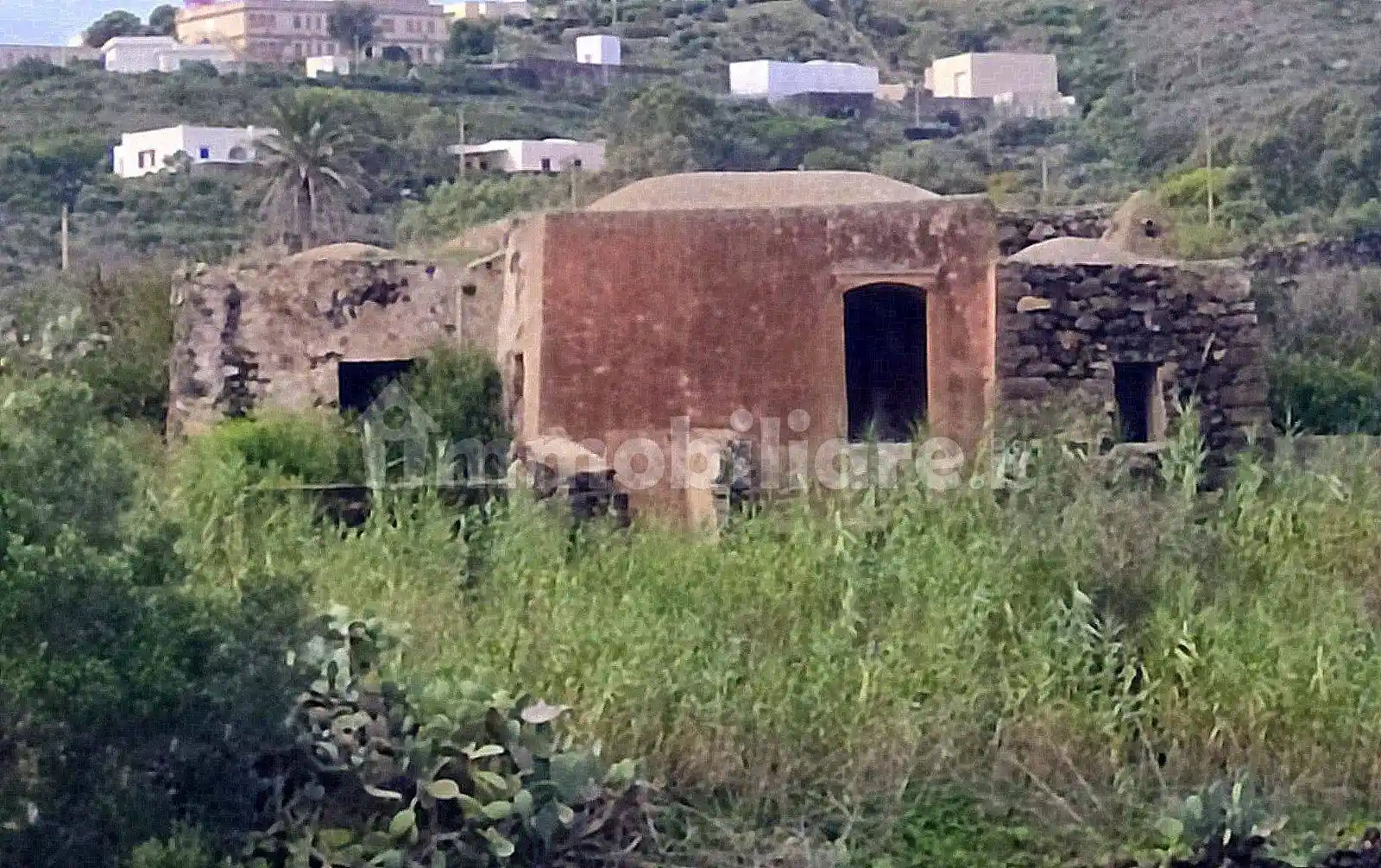 Rustico - Casale in vendita a Pantelleria