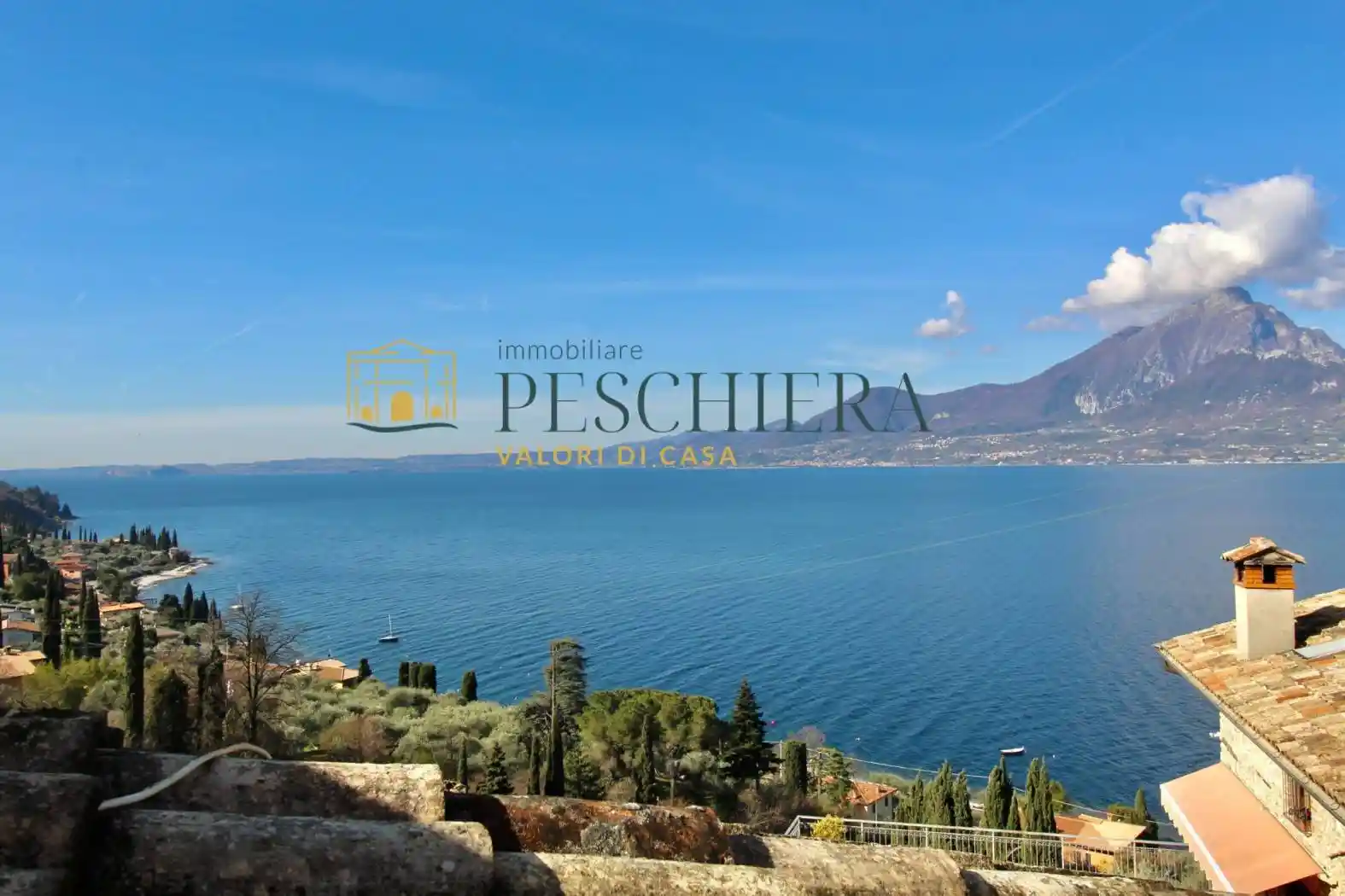 Casa indipendente in vendita a Torri del Benaco