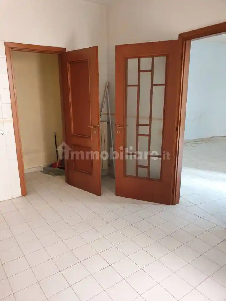 Trilocale via Oblate, Centro Storico, Avellino - foto 3