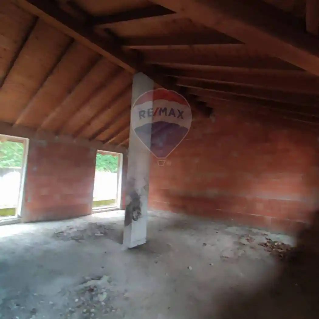 Villa in vendita a Gemonio