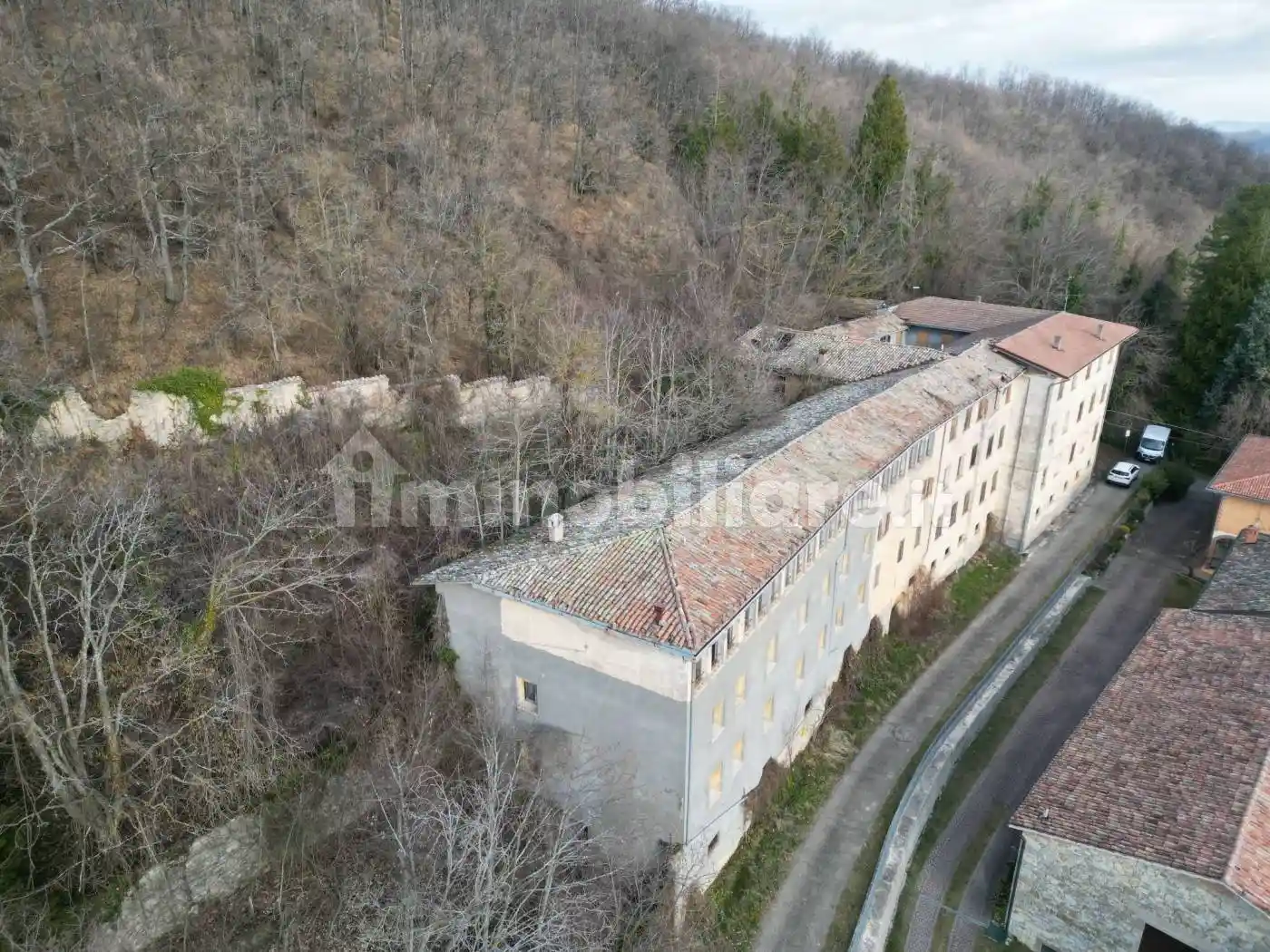 Palazzo - Edificio in vendita a Zocca