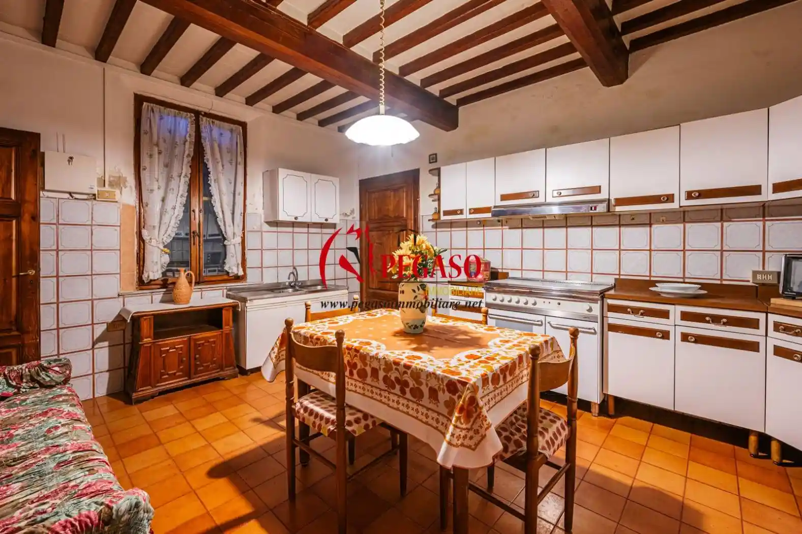 Casa indipendente in vendita a Chiesina Uzzanese