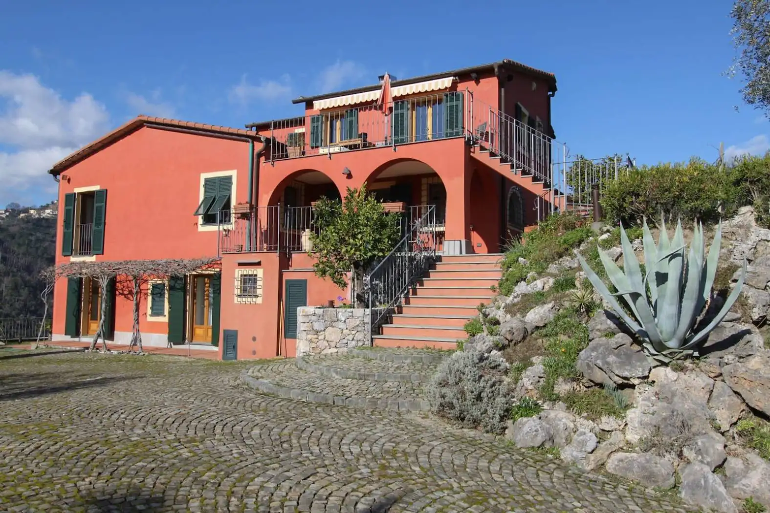 Villa in vendita a La Spezia