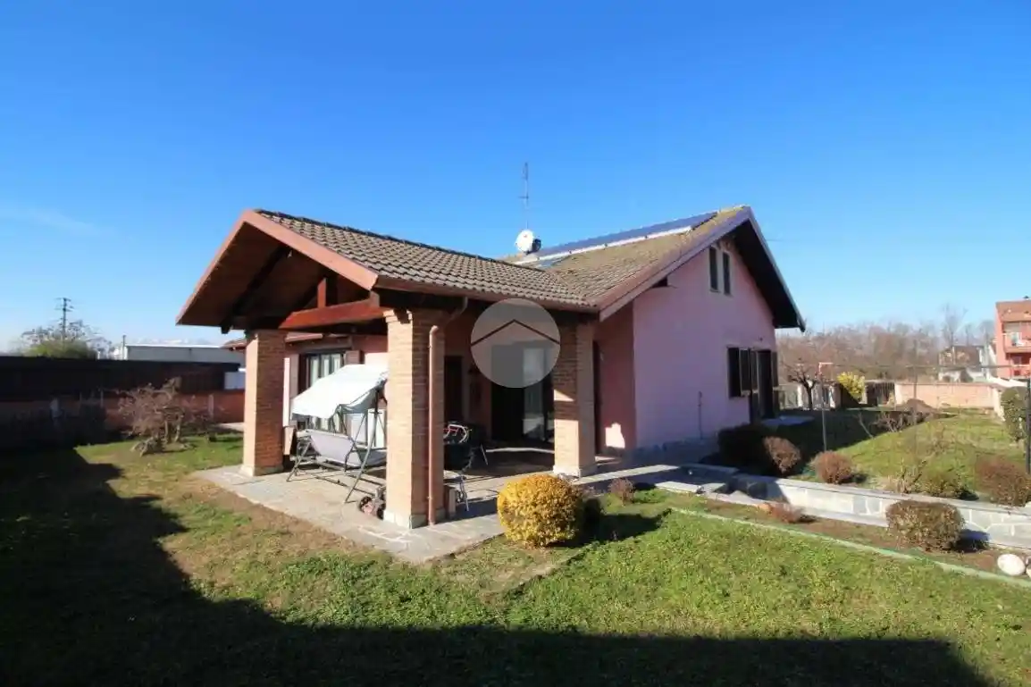 Villa in vendita a Brandizzo