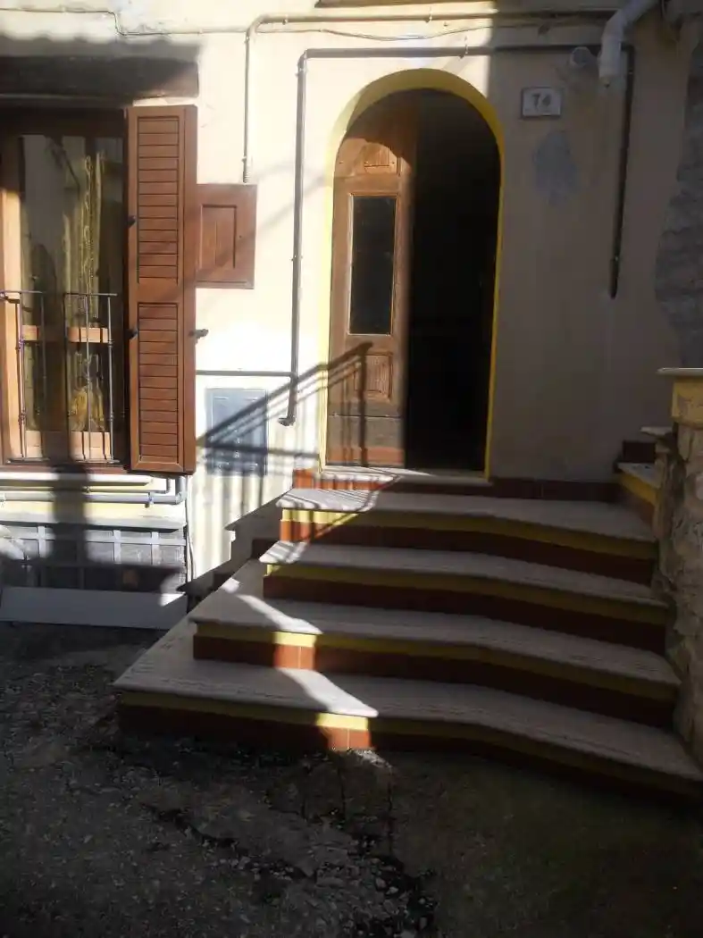 Terratetto unifamiliare San Massimo 74, Isola del Gran Sasso d'Italia - foto 3