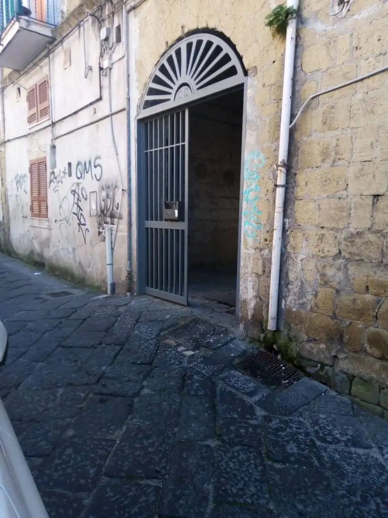 Appartamento in vendita a Napoli