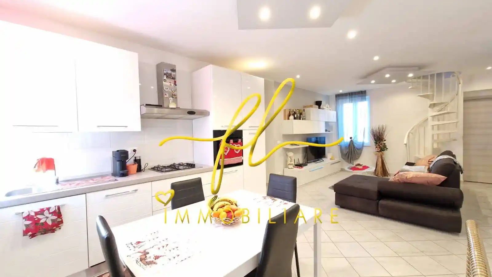 Casa indipendente in vendita a Rosignano Marittimo