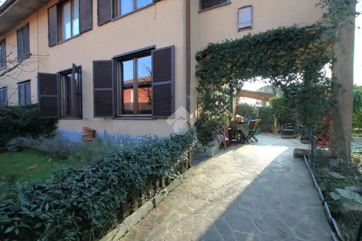 Casa indipendente - foto 2