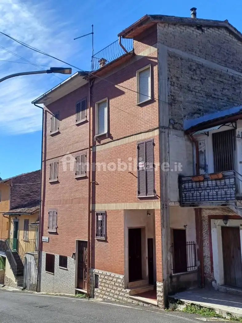 Appartamento in vendita a Sambuci