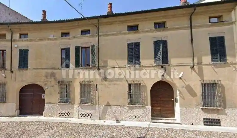 Palazzo - Edificio in vendita a Mantova
