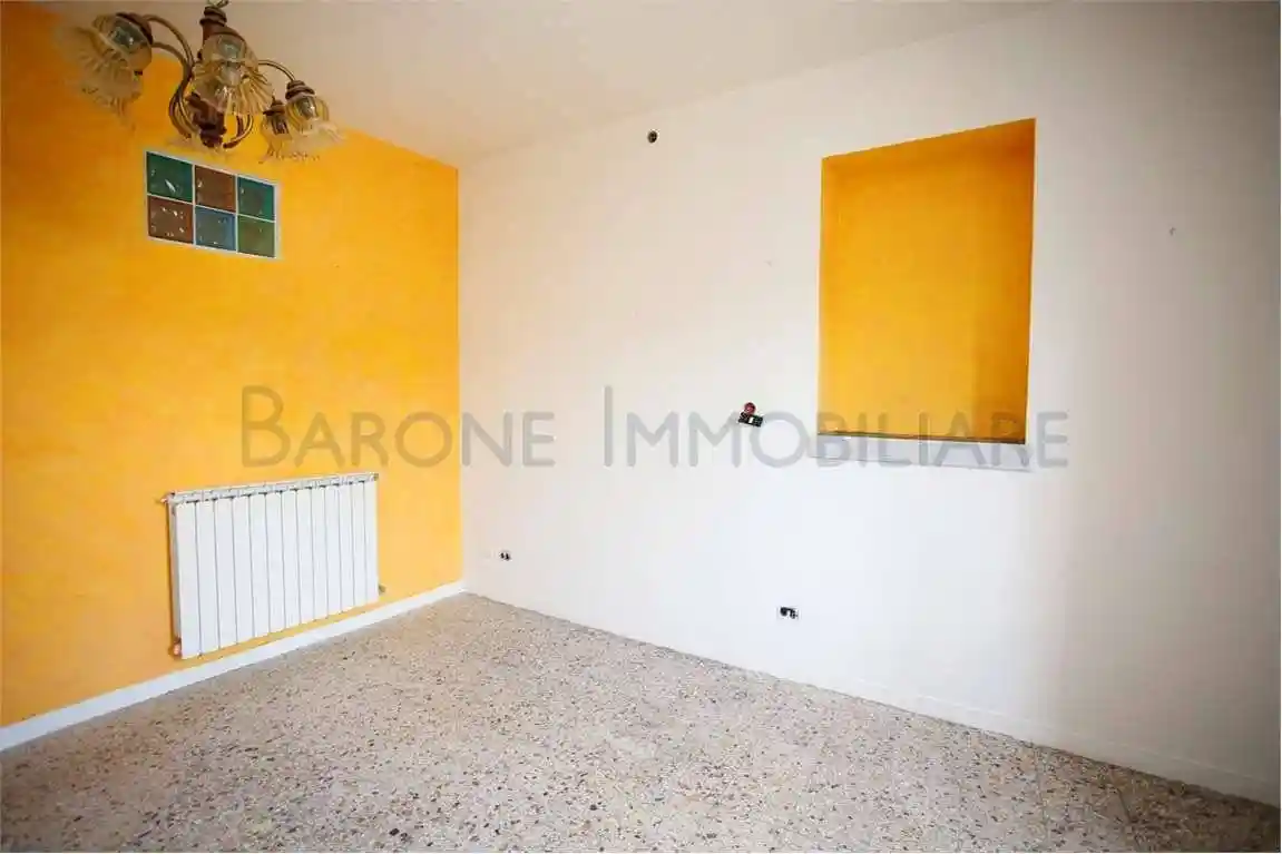 Appartamento in vendita a Carrara