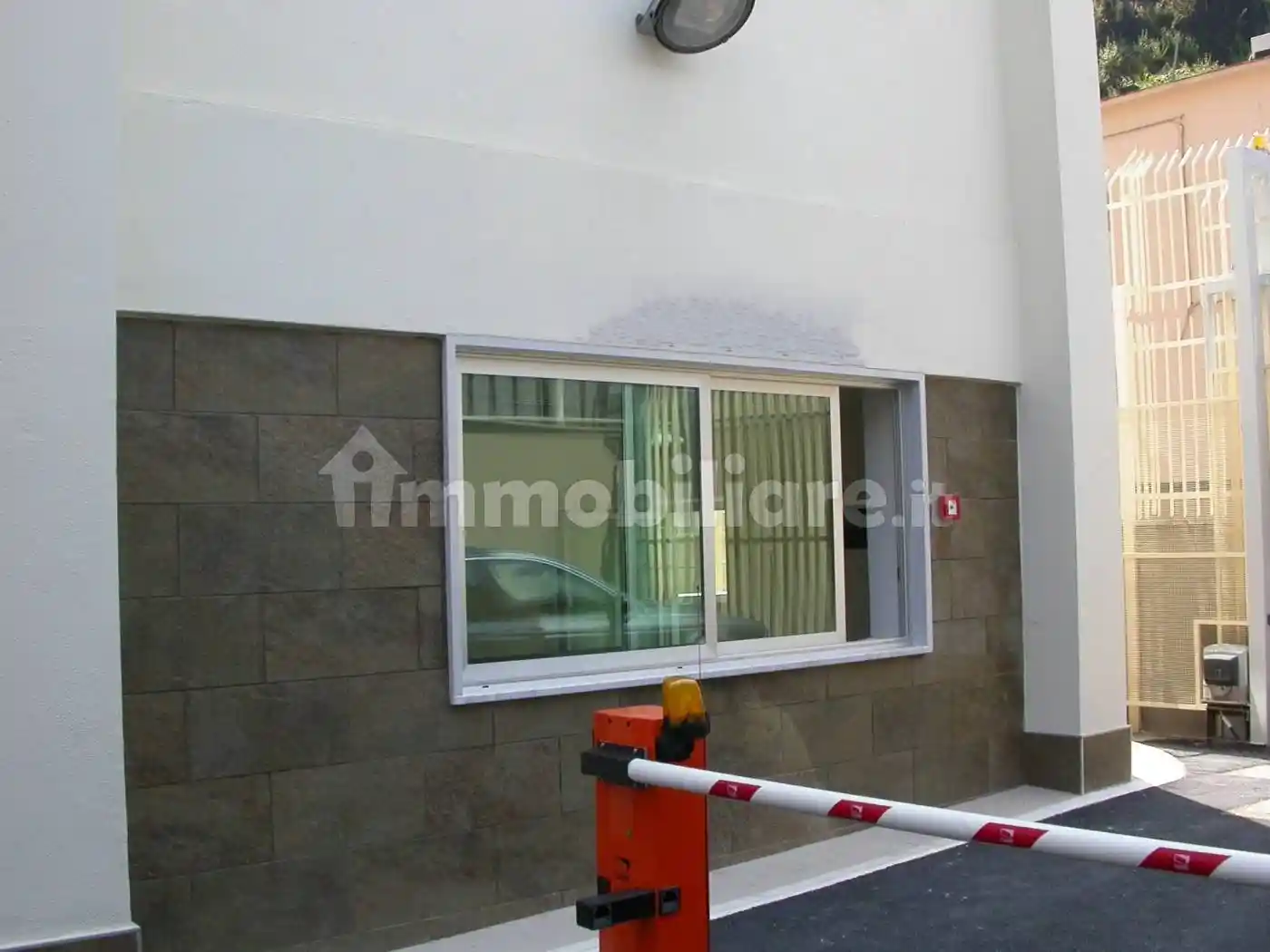 Palazzo - Edificio in Affitto - foto 4