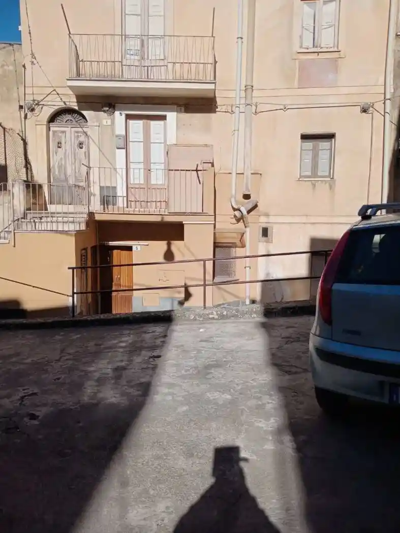 Appartamento in vendita a Bronte