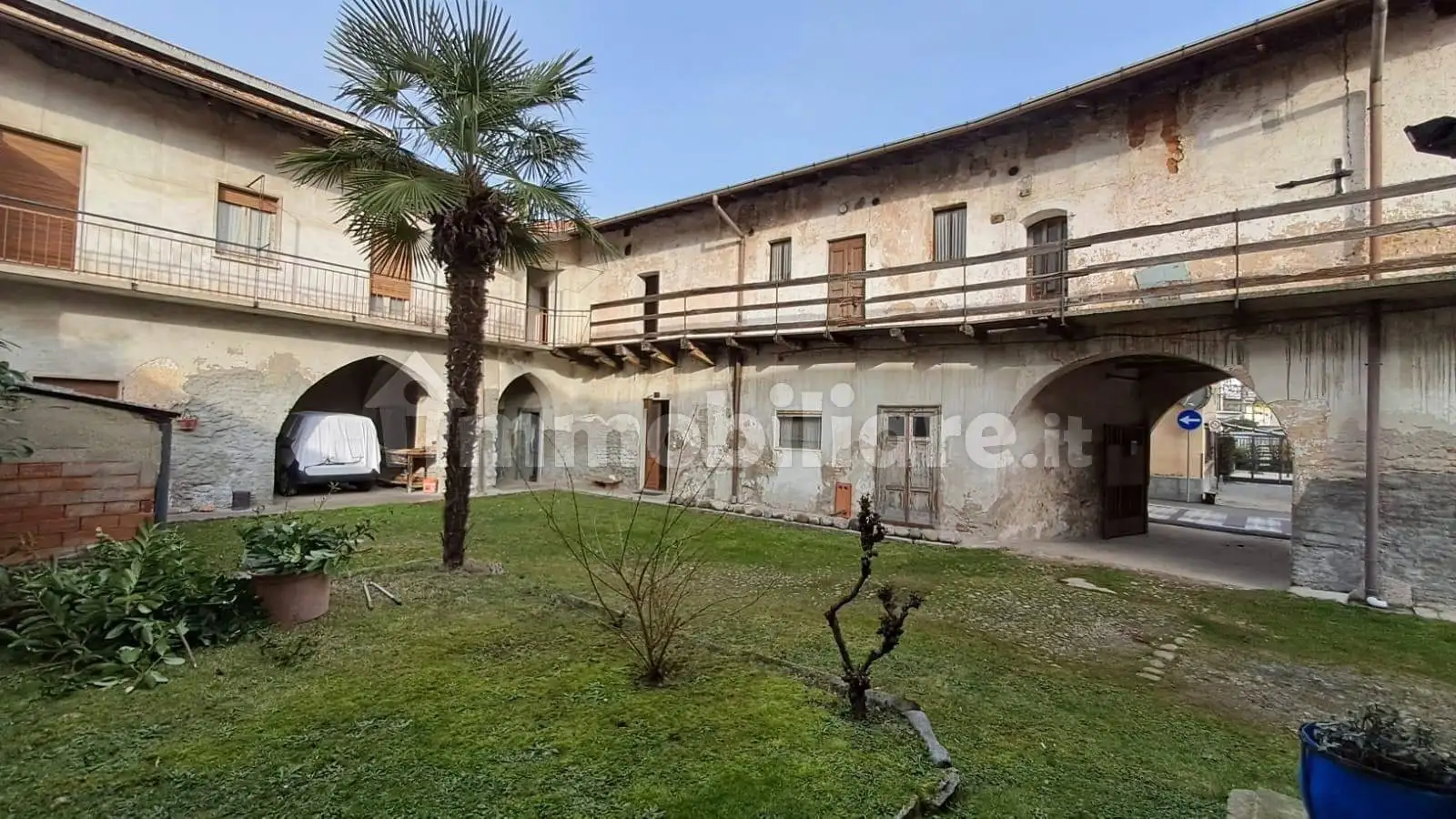 Casale via Camillo Benso di Cavour, Castelseprio - foto 2