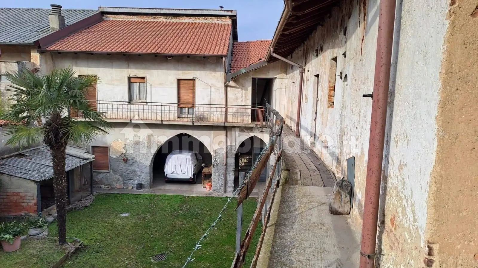 Casale via Camillo Benso di Cavour, Castelseprio - foto 3