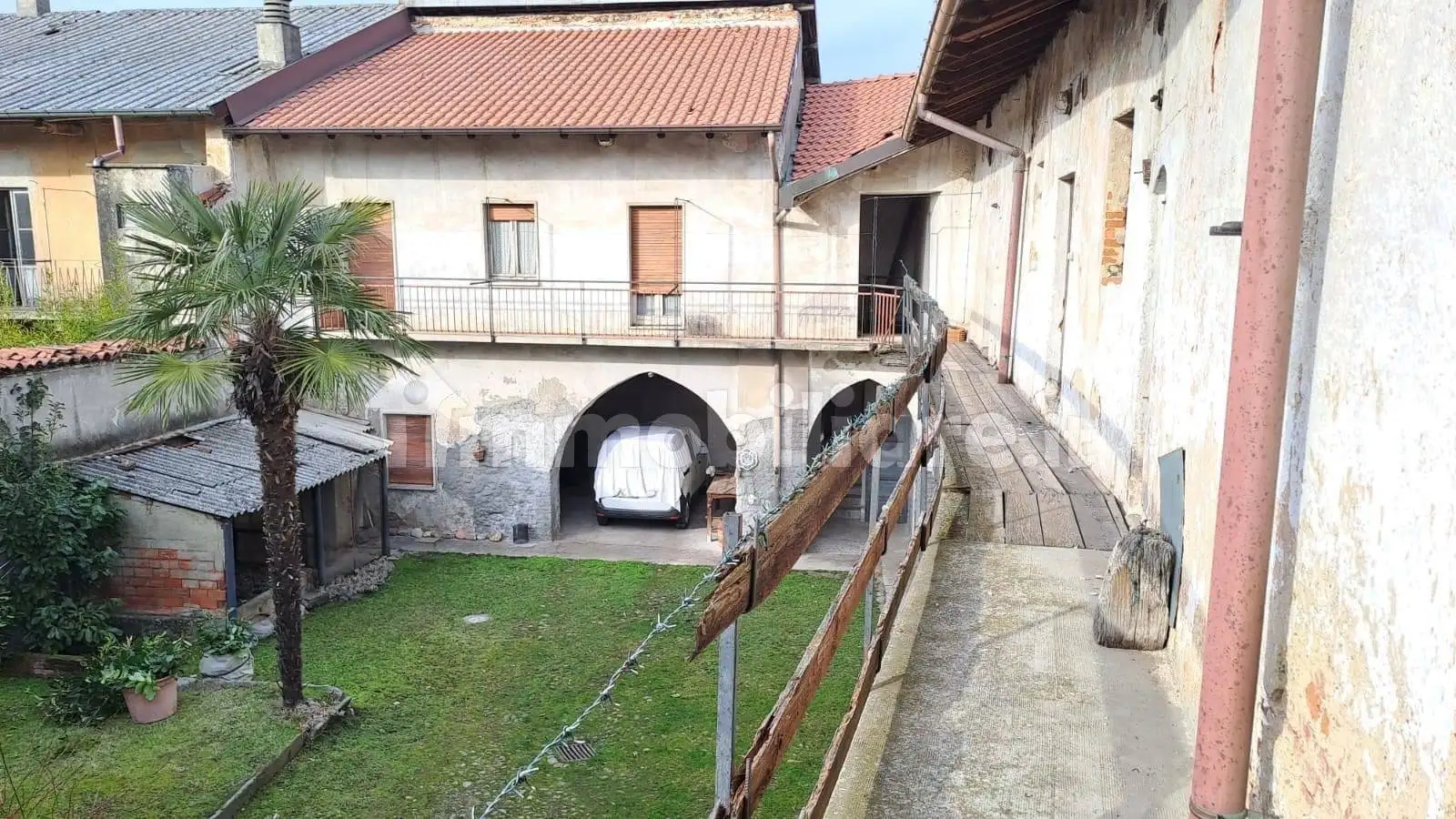 Casale via Camillo Benso di Cavour, Castelseprio - foto 4