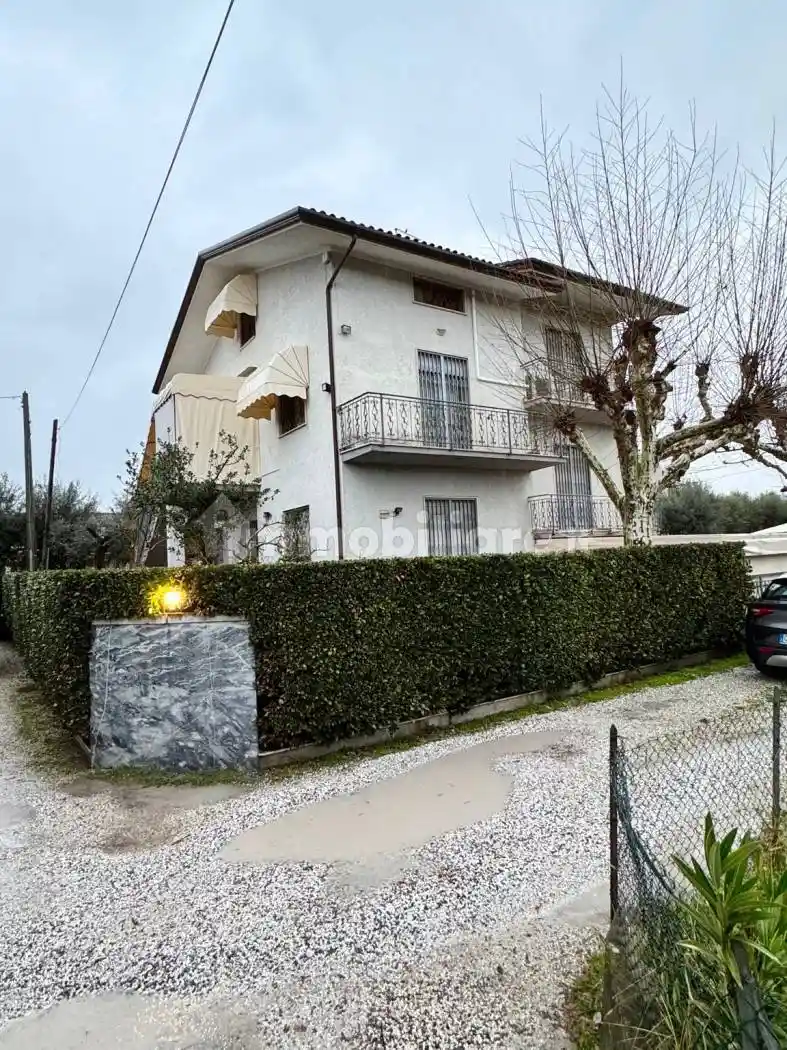 Appartamento in vendita a Pietrasanta