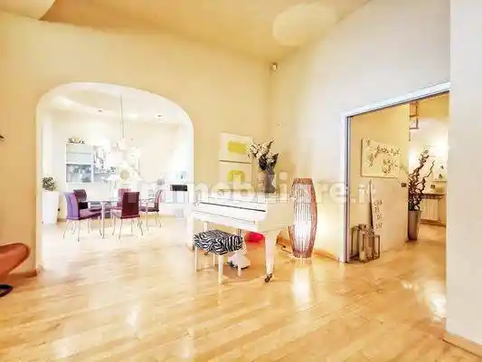 Villa in vendita a Sesto Fiorentino