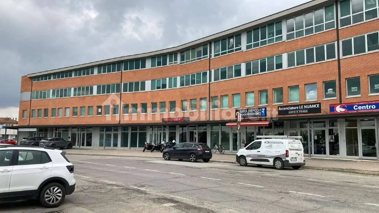 Palazzo - Edificio in vendita a Arezzo