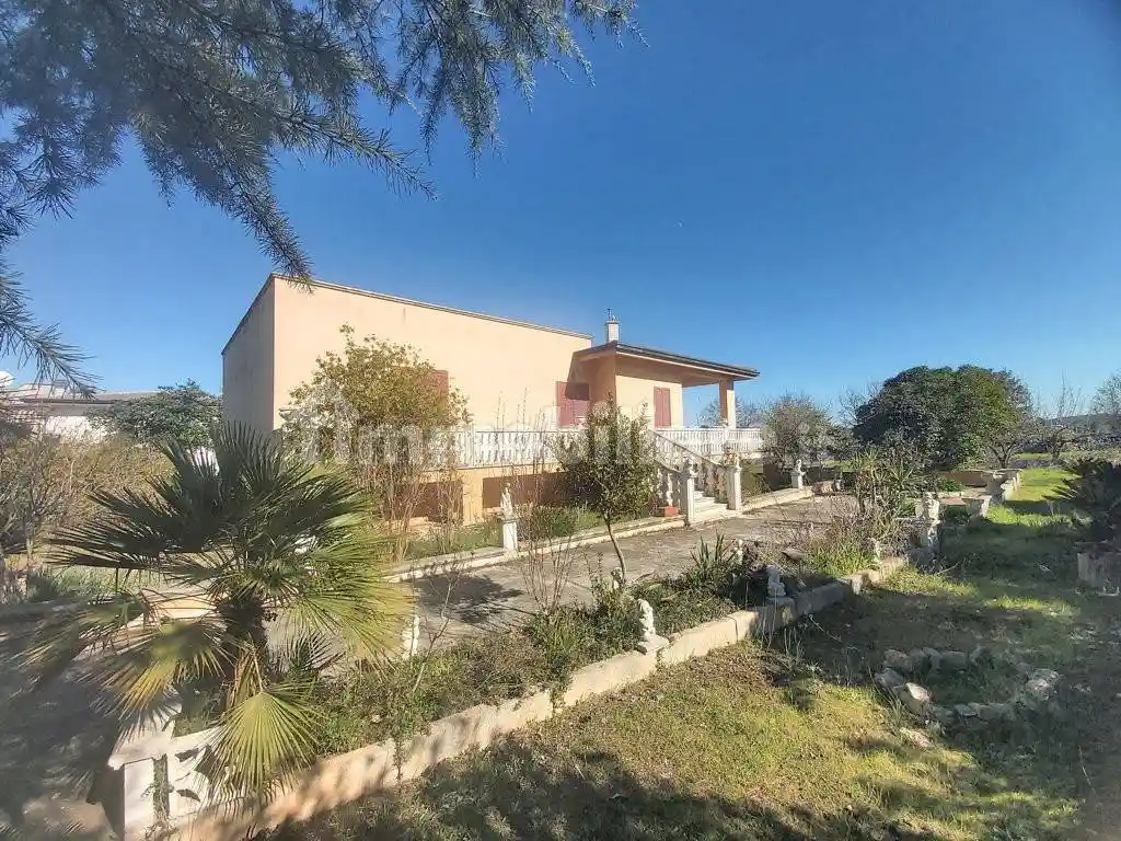 Villa in vendita a Castellana Grotte