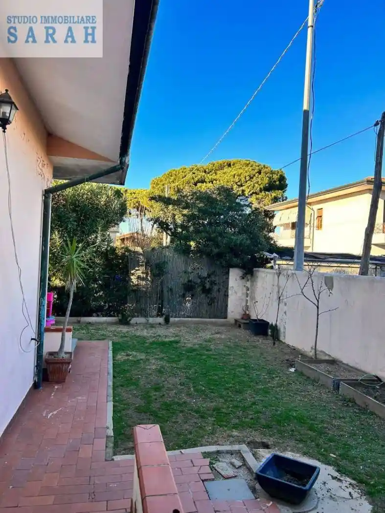 Casa indipendente in vendita a Viareggio