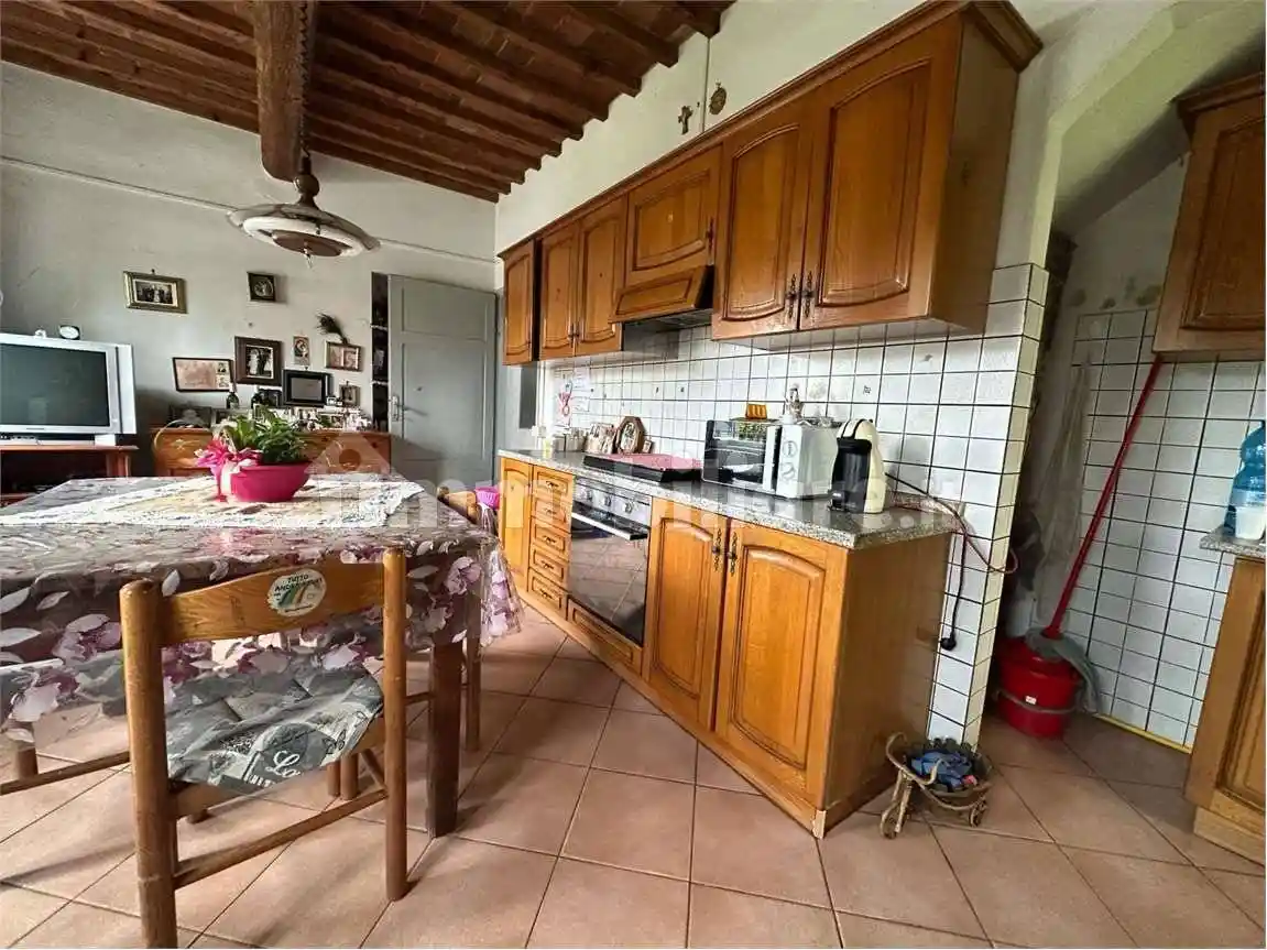 Rustico - Casale in vendita a Capannori