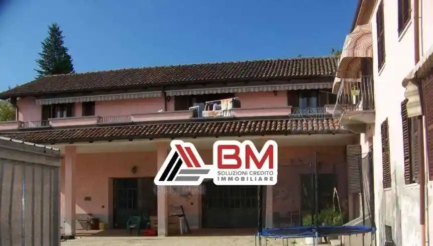 Rustico - Casale in vendita a Asti