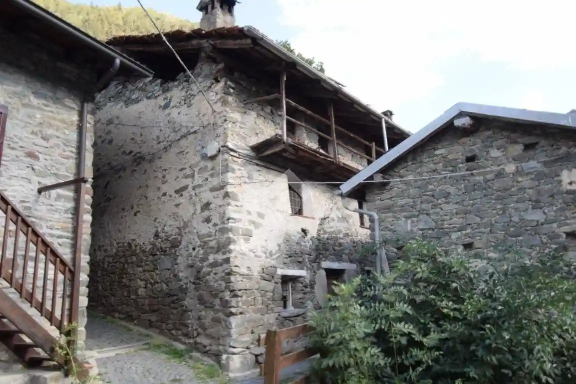 Rustico - Casale in vendita a Antey-Saint-Andrè