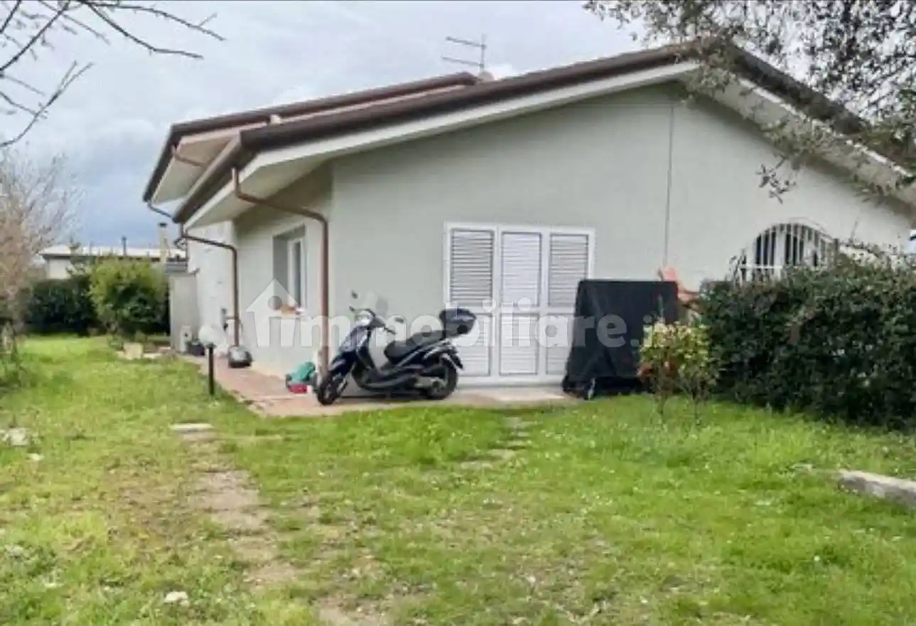 Villa in vendita a Massa