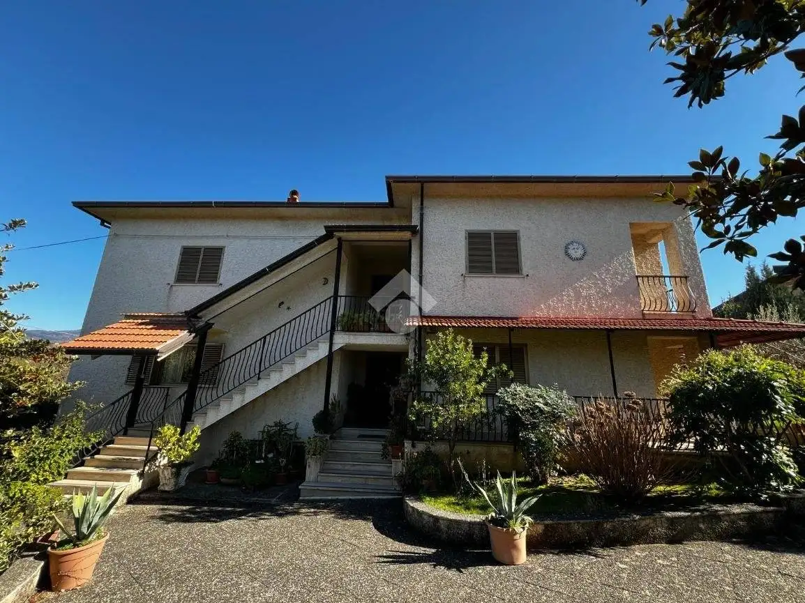 Villa in vendita a Cosenza