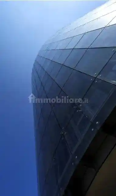 Palazzo - Edificio in affitto a Milano