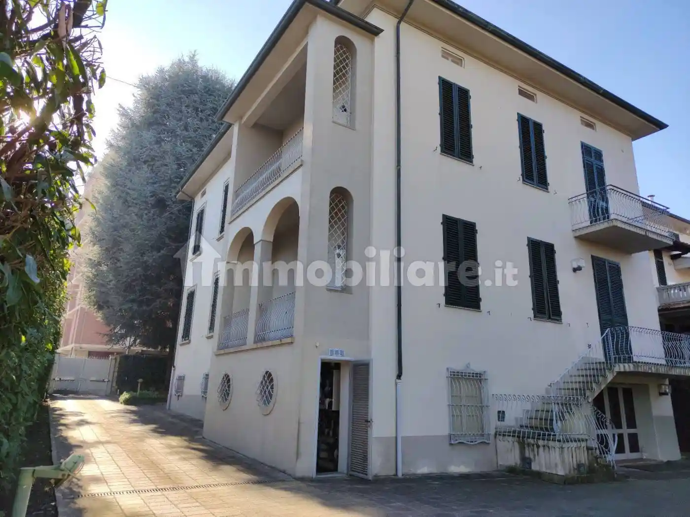 Villa in vendita a Lucca