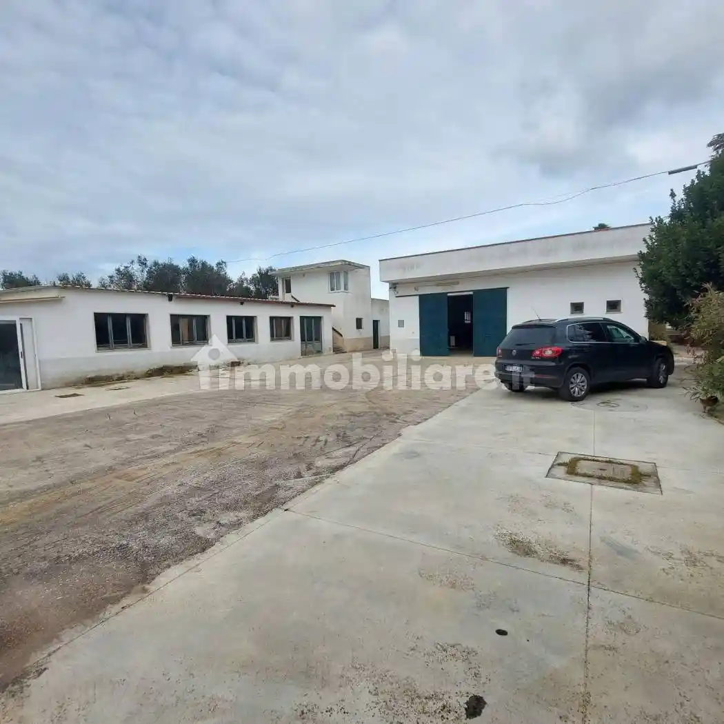 Villa bifamiliare via Provinciale per Francavilla Fontana 93, Villa Castelli - foto 5