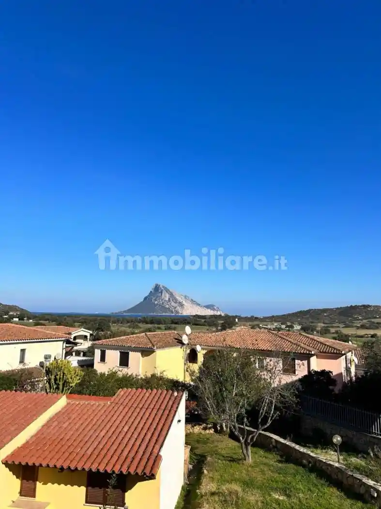 Appartamento in vendita a Loiri Porto San Paolo