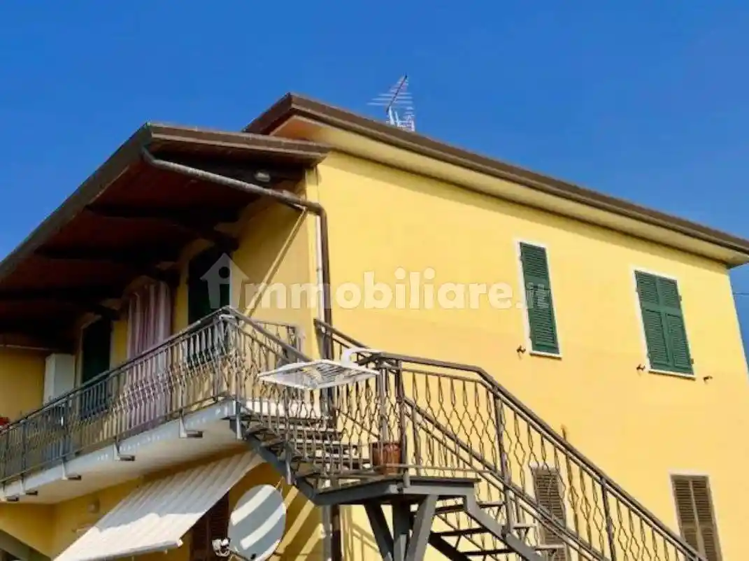 Villetta a schiera in vendita a Luni