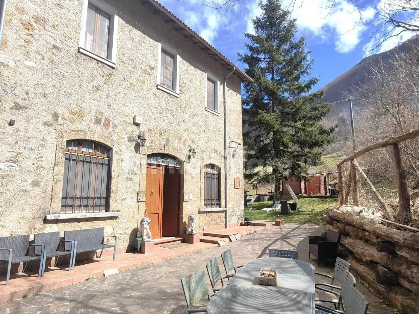 Rustico - Casale in vendita a Molazzana