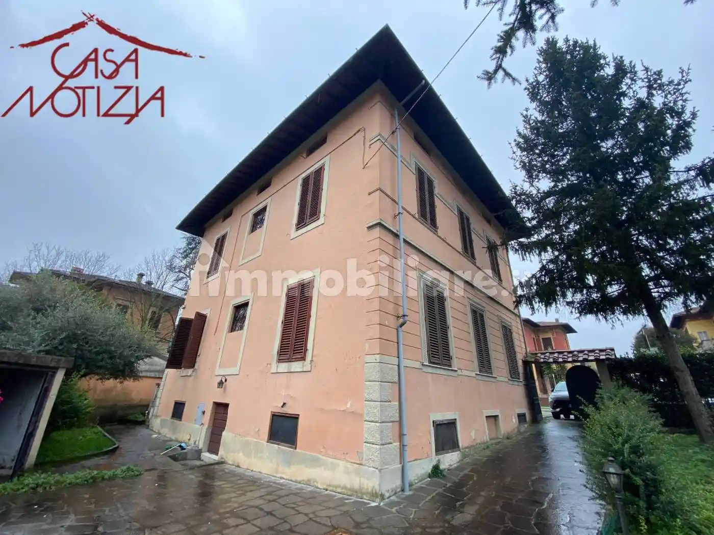 Villa in vendita a Lucca