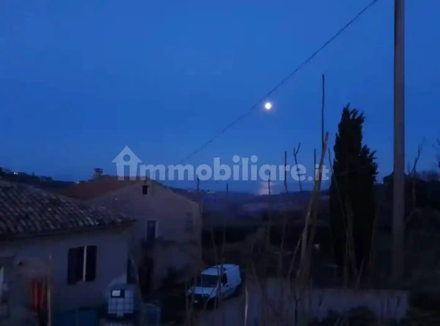 Rustico - Casale in vendita a Civitanova Marche