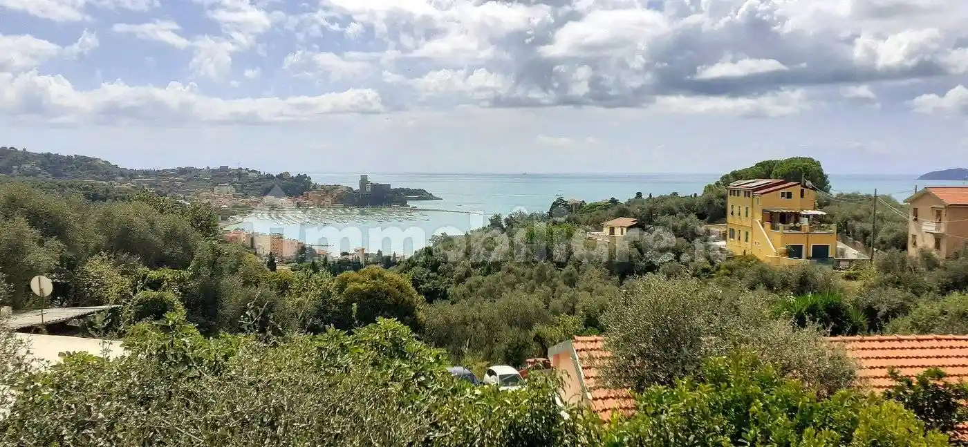 Casa indipendente in vendita a Lerici