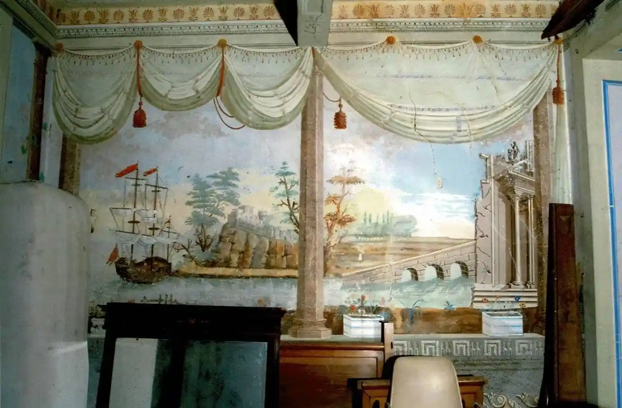 Palazzo - Edificio in vendita a Bucine