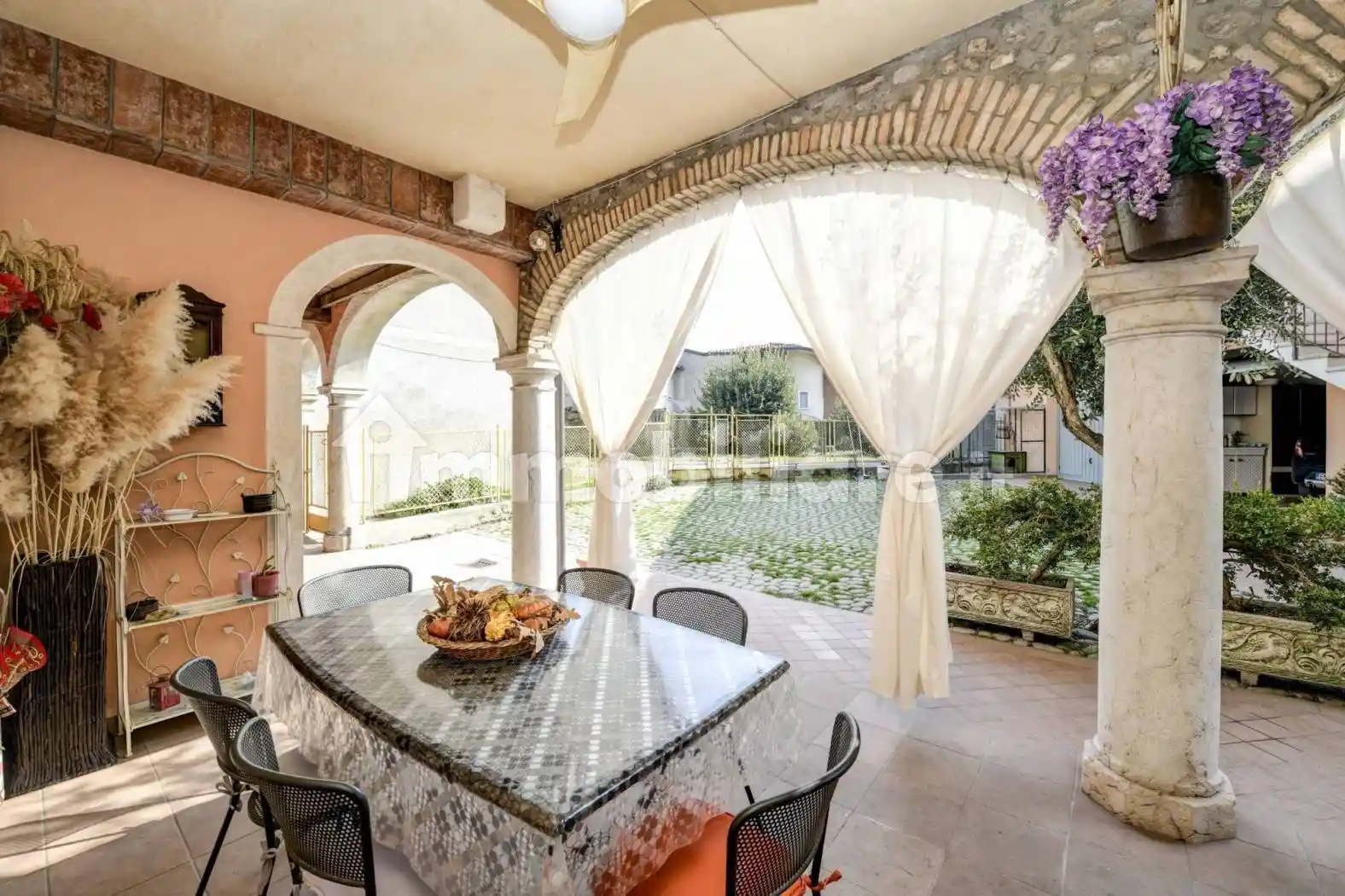 Villa in vendita a Pozzolengo