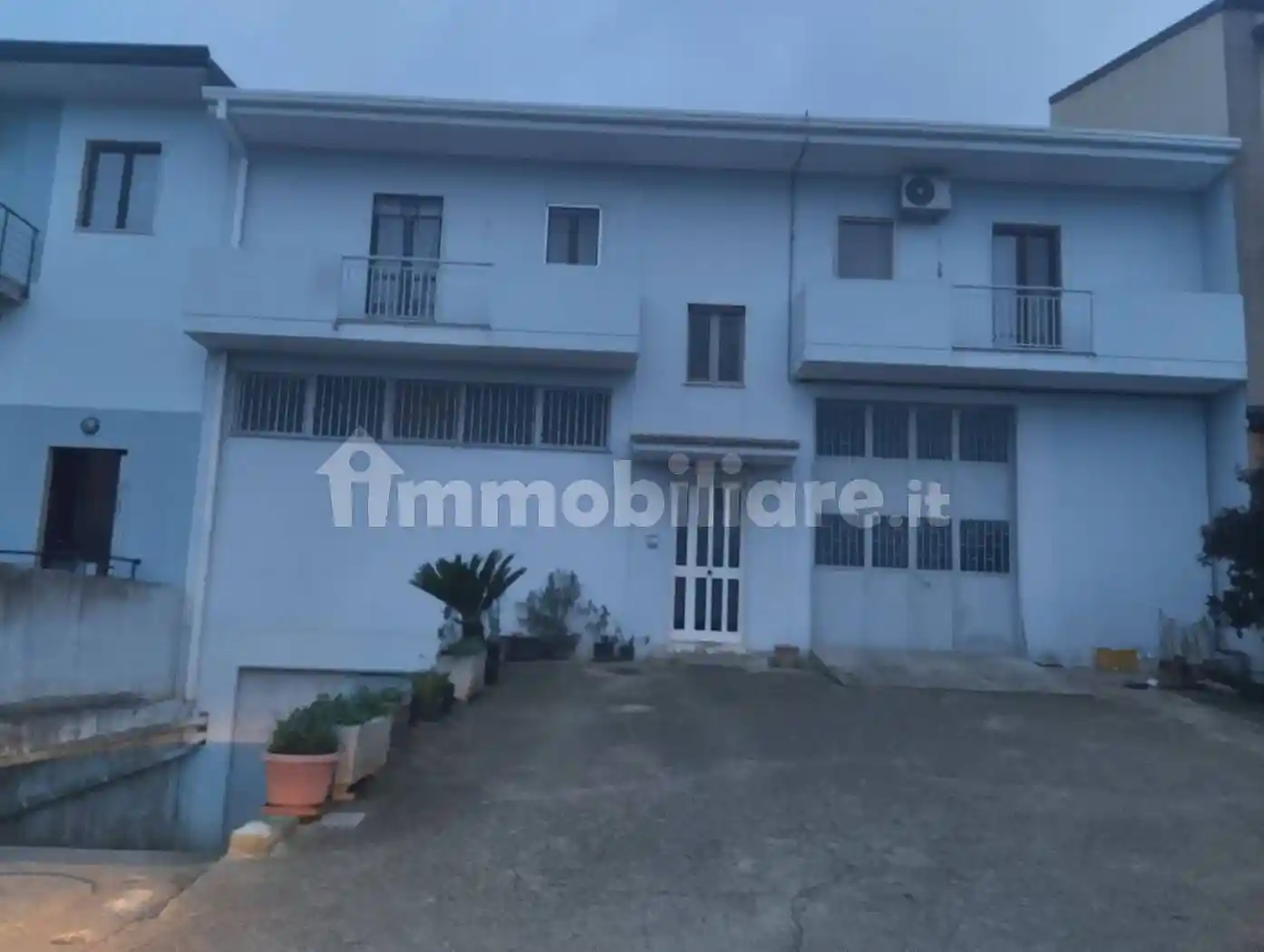 Palazzo - Edificio in vendita a Cassano delle Murge