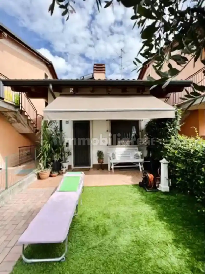 Villa in vendita a Valeggio sul Mincio