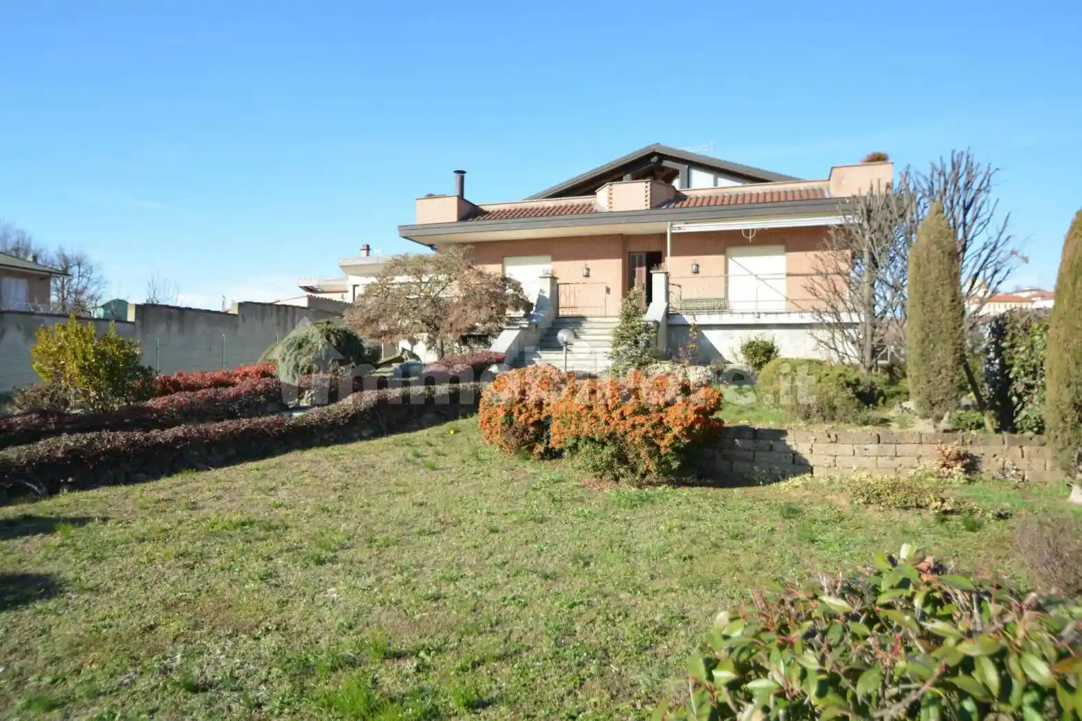Villa in vendita a Castelnuovo Don Bosco
