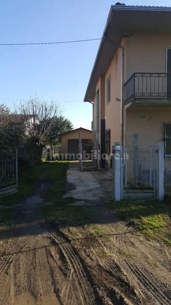 Appartamento in vendita a Verrua Po