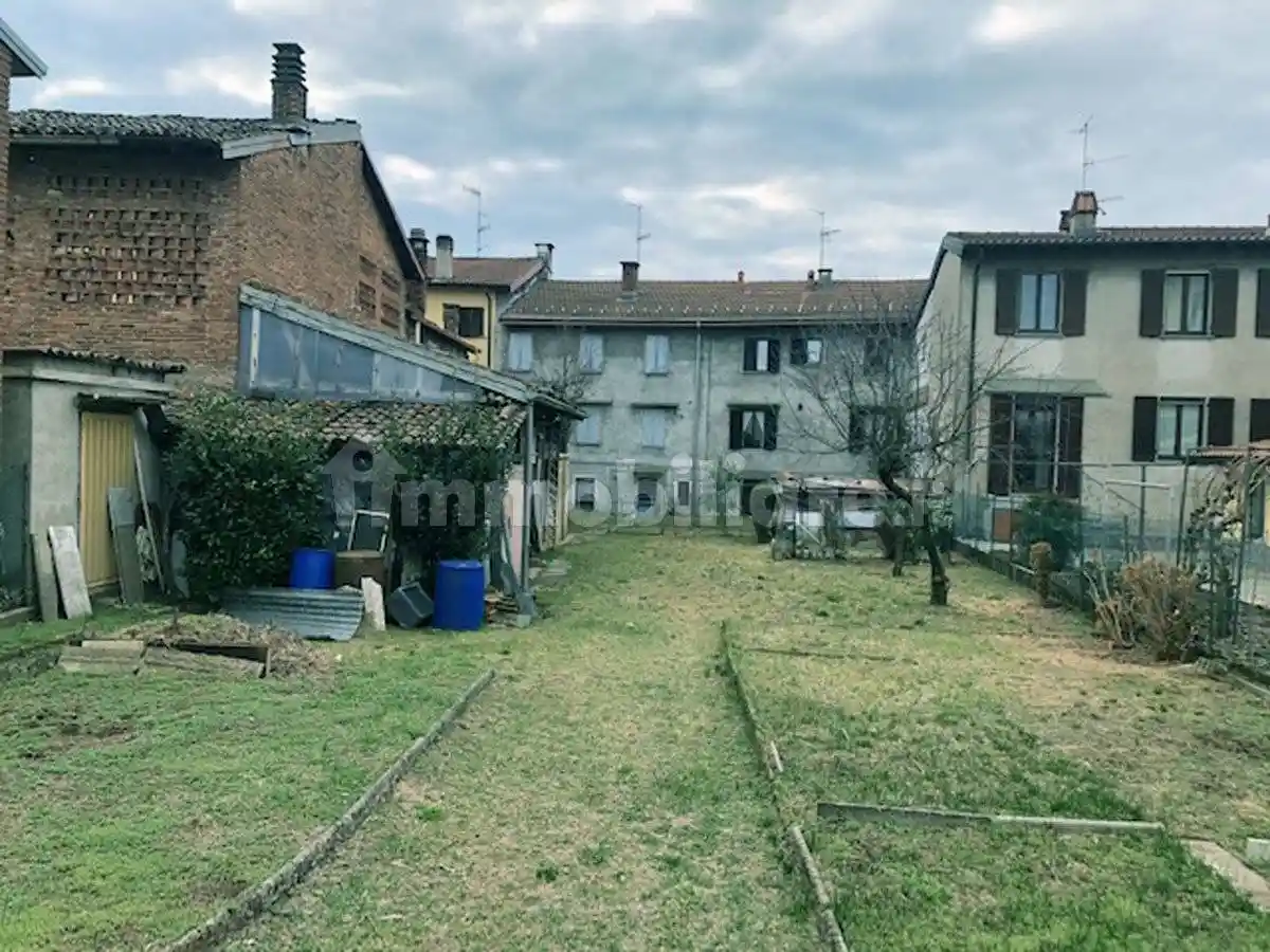Casa indipendente in vendita a Malnate