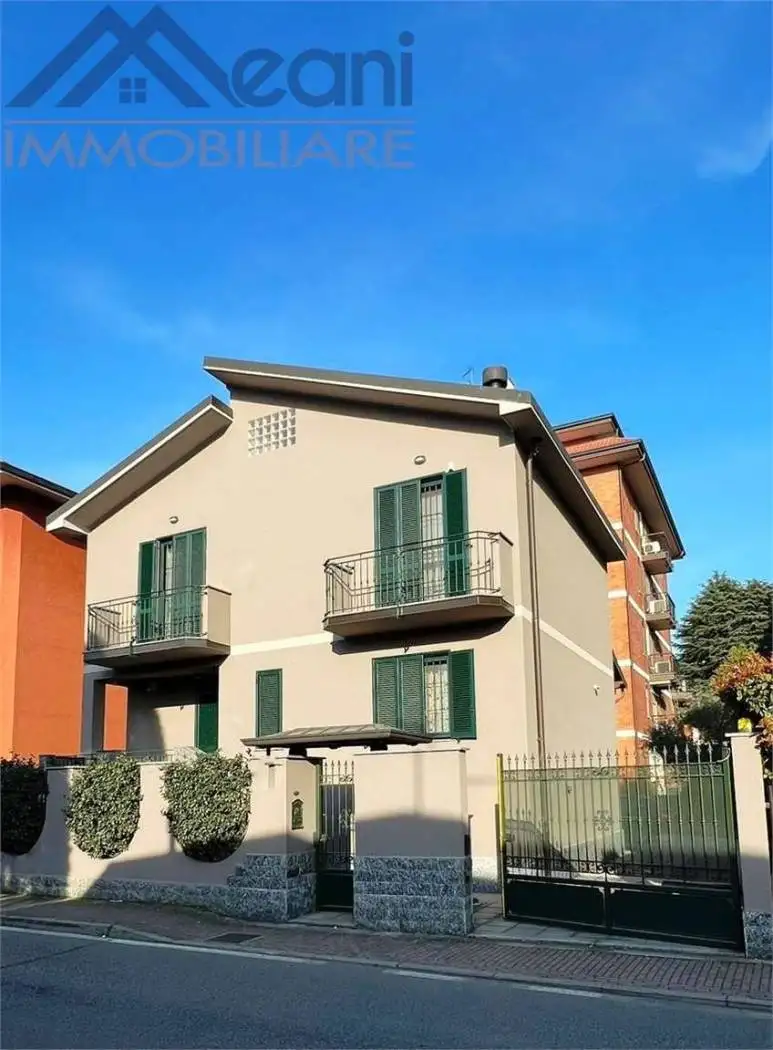 Villa in vendita a Milano