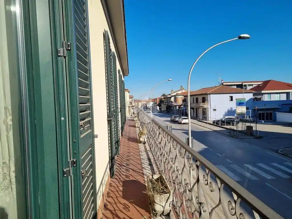 Terratetto unifamiliare via Nazionale 151, Castelnuovo Vomano, Castellalto - foto 2