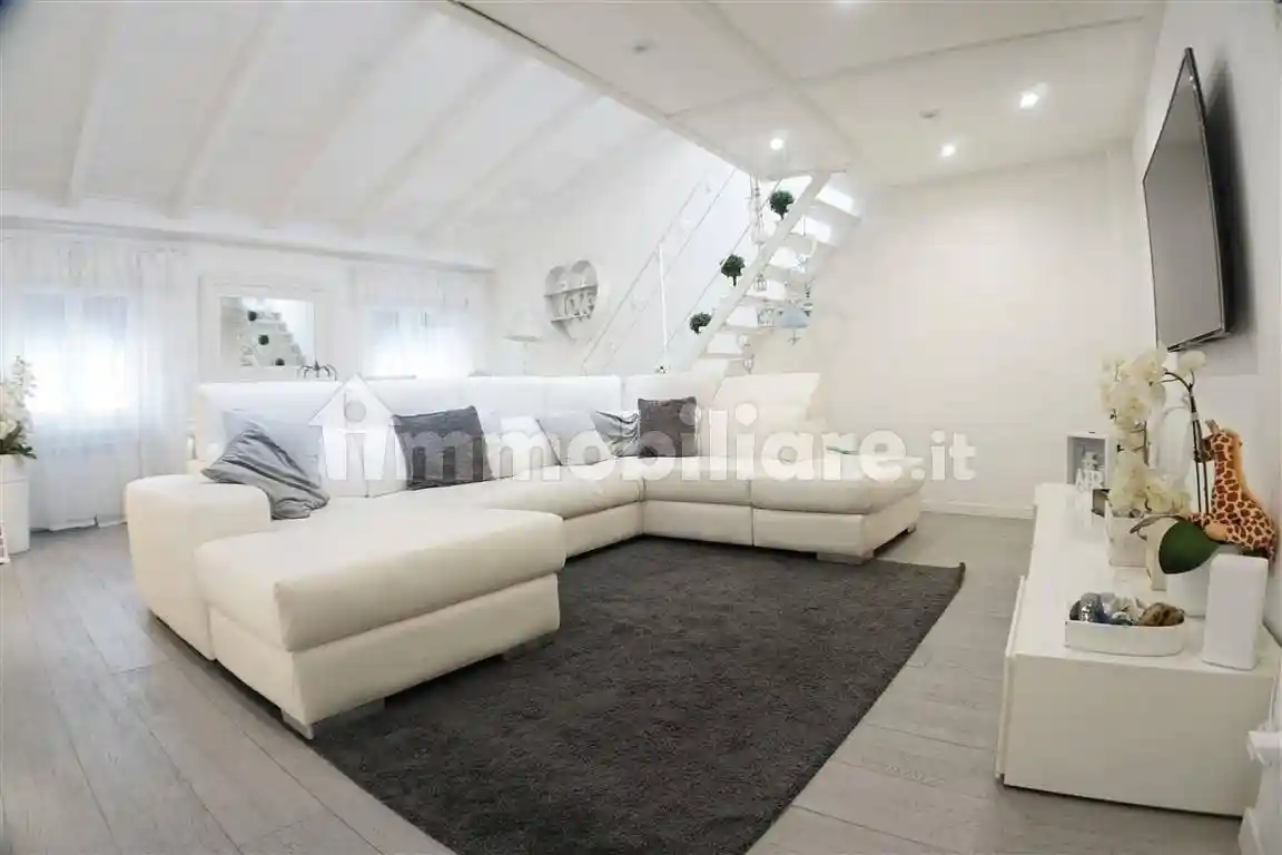 Appartamento in vendita a Massa