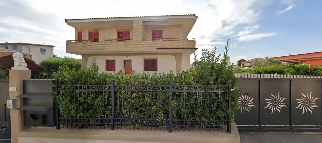 Villa in vendita a Giugliano in Campania